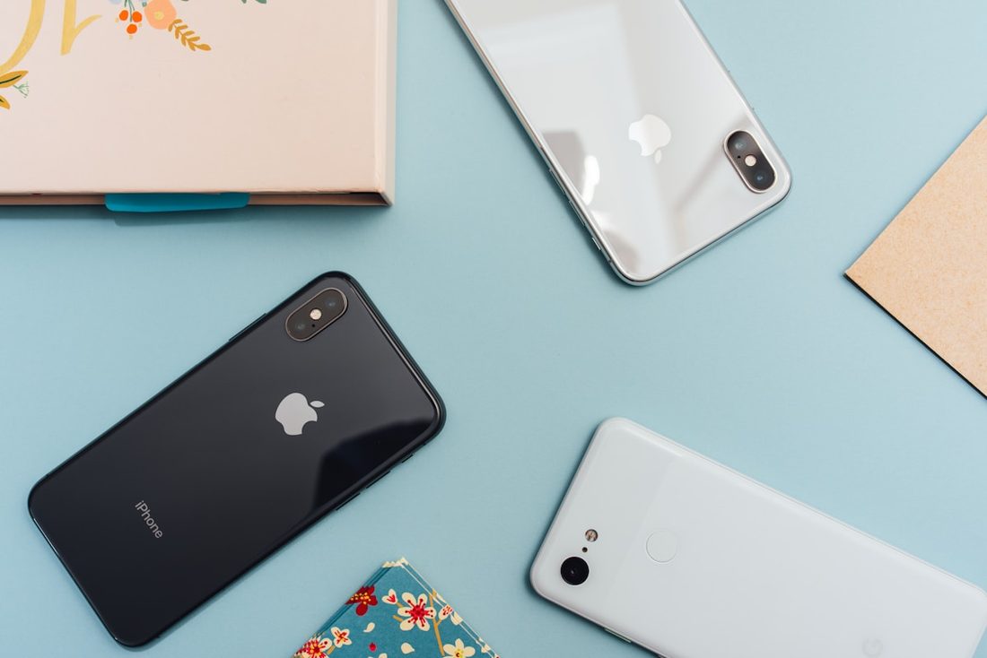 火狐体育 APP 赛程与阵容界面示意